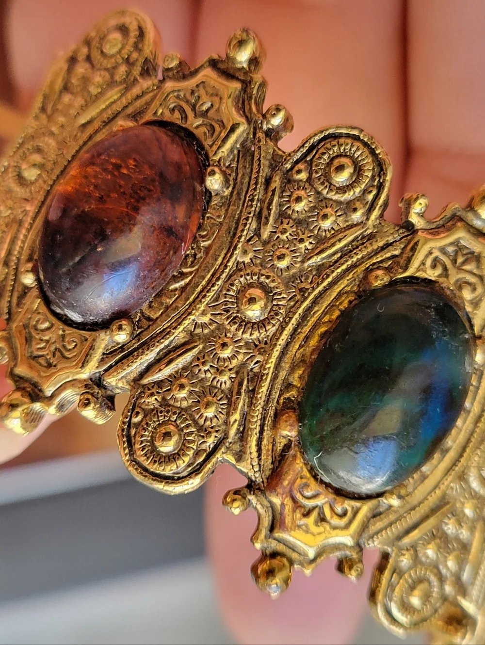 Vintage Style Gold Tone Cabochon Stones Hair Clip Metal Victorian Look - Picture 6 of 9